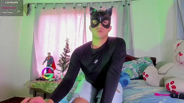 Snapshot of Chris_Maddox chatting on 26, 12, 2024 Chris Maddox online show from 26, 12, 2024