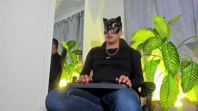 Snapshot of Chris_Maddox chatting on 22, 1, 2025 Chris Maddox online show from 22, 1, 2025