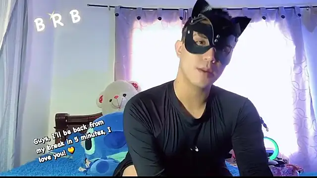 Snapshot of Chris_Maddox chatting on 5, 3, 2025 Chris Maddox online show from 5, 3, 2025