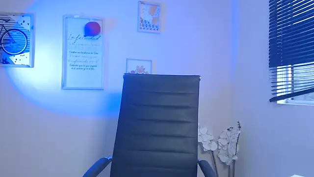 Snapshot of lucy_diiaz chatting on 4, 3, 2025 lucy diiaz online show from 4, 3, 2025