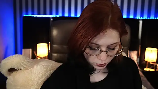 Snapshot of Sasha_Exclusive chatting on 24, 2, 2025 Sasha Exclusive online show from 24, 2, 2025