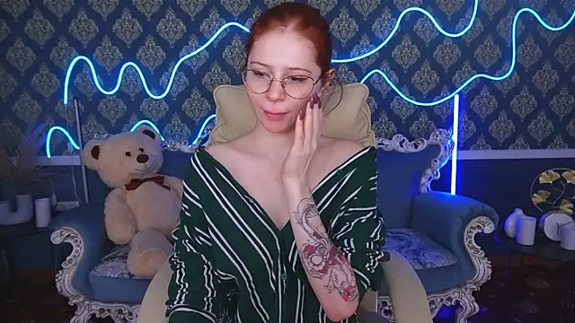 Snapshot of Sasha_Exclusive chatting on 22, 9, 2025 Sasha Exclusive online show from 22, 9, 2025