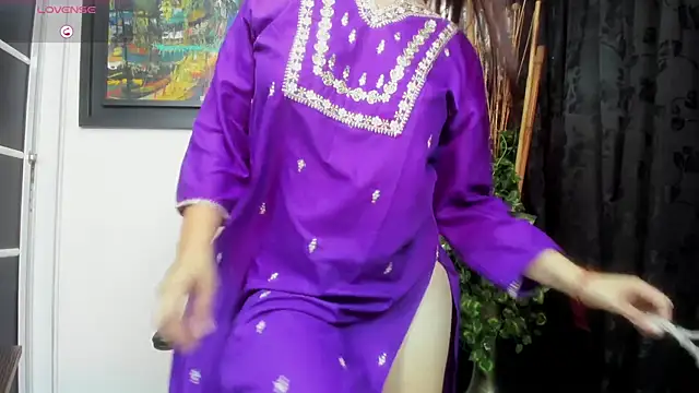 Snapshot of shantala_krisha chatting on 14, 2, 2026 shantala krisha online show from 14, 2, 2026