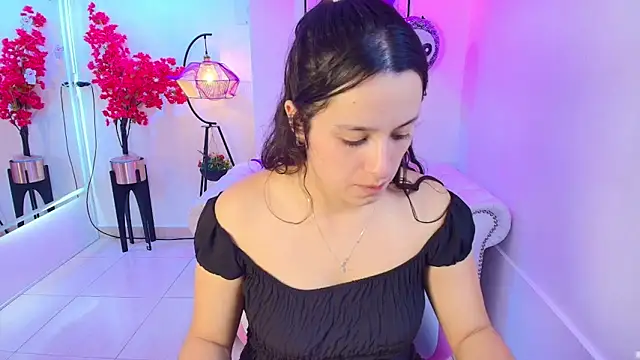 Snapshot of Miia_bela chatting on 30, 10, 2025 Miia bela online show from 30, 10, 2025