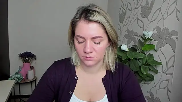 MariaSttone online show from 14, 10, 2025