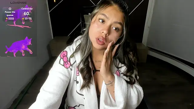 AntonellaRosee  online show from 3, 3, 2025