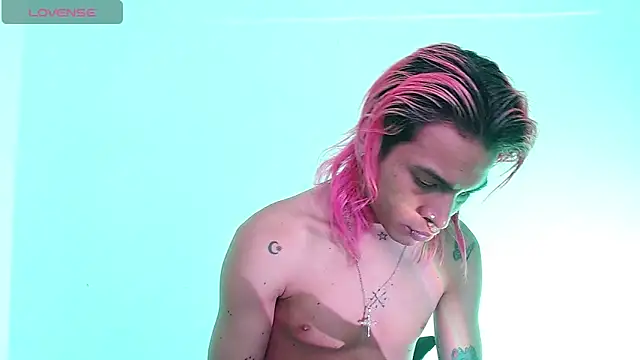 Snapshot of Jace_Quinn chatting on 5, 12, 2024 Jace Quinn online show from 5, 12, 2024