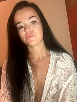 Snapshot of English-Chloe96 chatting on 17, 10, 2025 English-Chloe96 online show from 17, 10, 2025