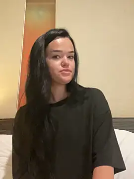 Snapshot of English-Chloe96 chatting on 12, 11, 2025 English-Chloe96 online show from 12, 11, 2025