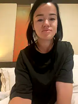 Snapshot of English-Chloe96 chatting on 15, 11, 2025 English-Chloe96 online show from 15, 11, 2025