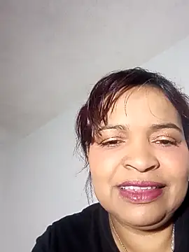 Snapshot of _violetta_- chatting on 25, 10, 2025 violetta - online show from 25, 10, 2025