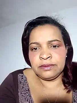 Snapshot of _violetta_- chatting on 26, 10, 2025 violetta - online show from 26, 10, 2025