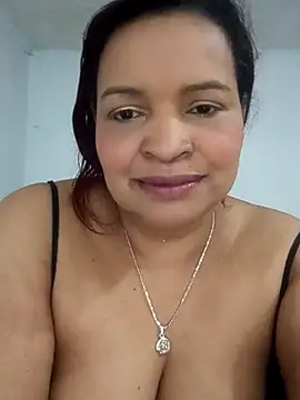 Snapshot of _violetta_- chatting on 1, 11, 2025 violetta - online show from 1, 11, 2025