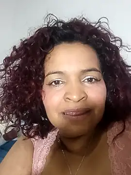 Snapshot of _violetta_- chatting on 8, 11, 2025 violetta - online show from 8, 11, 2025