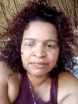 Snapshot of _violetta_- chatting on 2, 12, 2025 violetta - online show from 2, 12, 2025