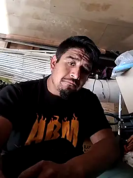 Snapshot of beliqi chatting on 15, 11, 2025 beliqi online show from 15, 11, 2025