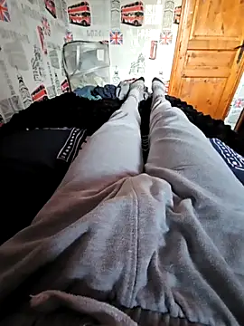 Azerty0911 online show from 30, 11, 2025