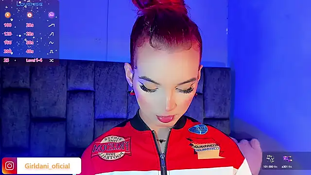 Liittle foxxxy online show from 7, 3, 2025