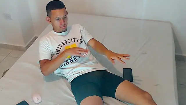 Snapshot of meridandwither chatting on 4, 2, 2025 meridandwither online show from 4, 2, 2025