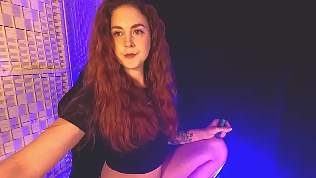 KayleyxEmily online show from 26, 2, 2025