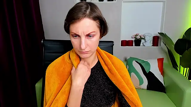 Snapshot of AuroraScript chatting on 14, 12, 2024 AuroraScript online show from 14, 12, 2024