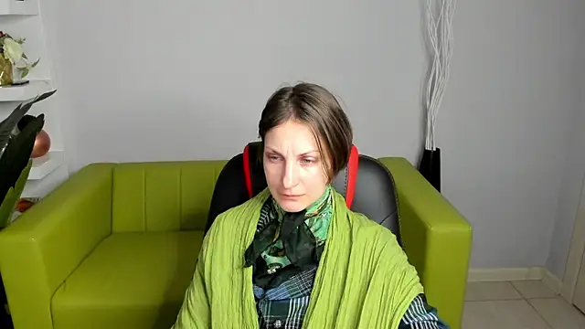 Snapshot of AuroraScript chatting on 11, 1, 2025 AuroraScript online show from 11, 1, 2025