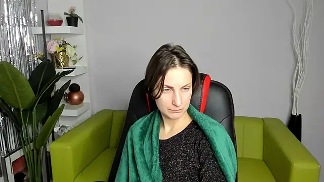 Snapshot of AuroraScript chatting on 19, 1, 2025 AuroraScript online show from 19, 1, 2025