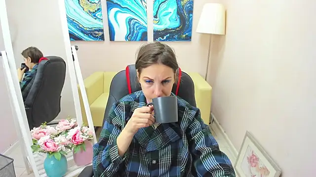 Snapshot of AuroraScript chatting on 27, 1, 2025 AuroraScript online show from 27, 1, 2025