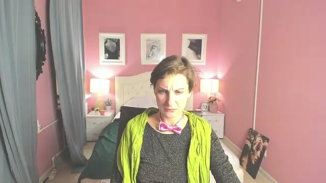 Snapshot of AuroraScript chatting on 13, 3, 2025 AuroraScript online show from 13, 3, 2025