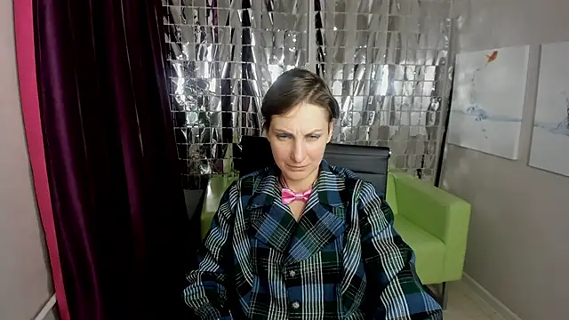 Snapshot of AuroraScript chatting on 17, 3, 2025 AuroraScript online show from 17, 3, 2025