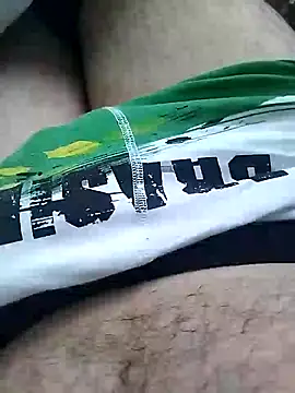 Snapshot of momoh chatting on 14, 2, 2025 momoh online show from 14, 2, 2025