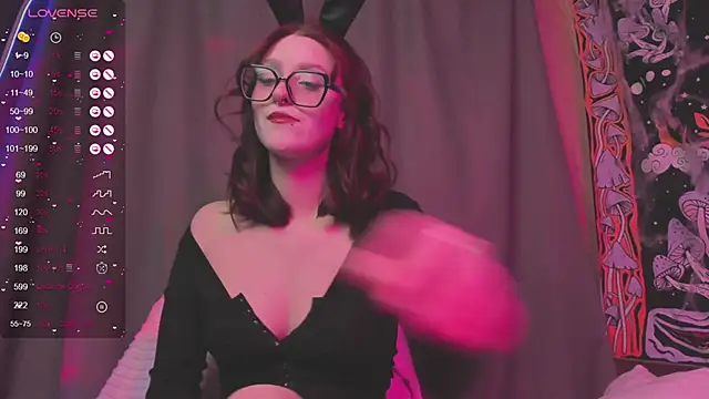 kissthasky online show from 30, 11, 2025