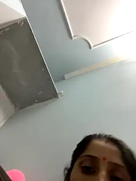 Snapshot of HotRiyacpl chatting on 28, 11, 2025 HotRiyacpl online show from 28, 11, 2025