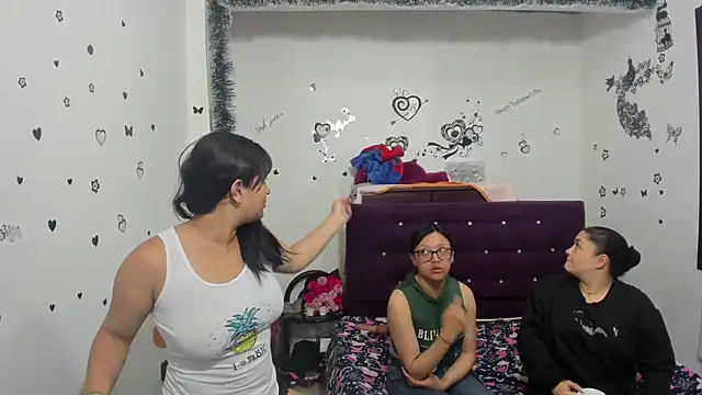 Luna Star Sl online show from 16, 1, 2025