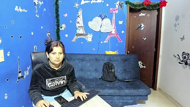 Luna Star Sl online show from 23, 1, 2025