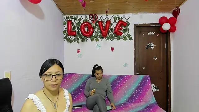 Luna Star Sl online show from 28, 2, 2025