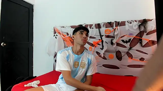 boys yourparty online show from 15, 10, 2025