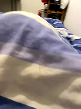 Snapshot of Lcrete chatting on 25, 10, 2025 Lcrete online show from 25, 10, 2025