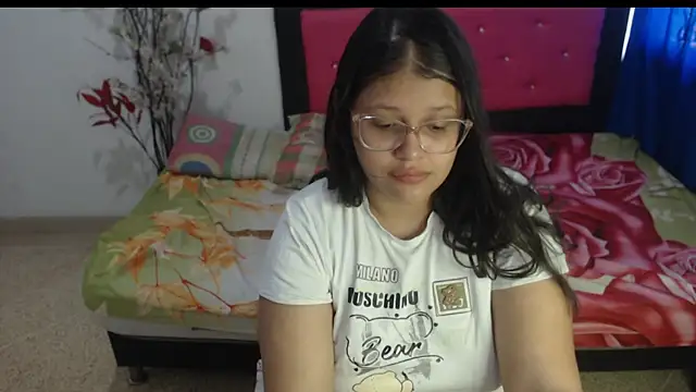 Snapshot of angel_barbie_1 chatting on 9, 9, 2025 angel barbie 1 online show from 9, 9, 2025