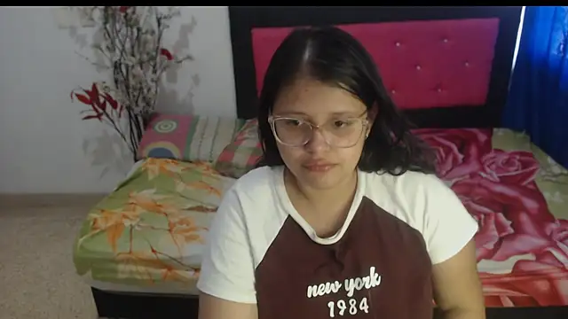 Snapshot of angel_barbie_1 chatting on 10, 9, 2025 angel barbie 1 online show from 10, 9, 2025