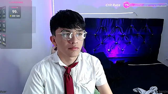 Snapshot of benji_hoter chatting on 31, 10, 2025 benji hoter online show from 31, 10, 2025