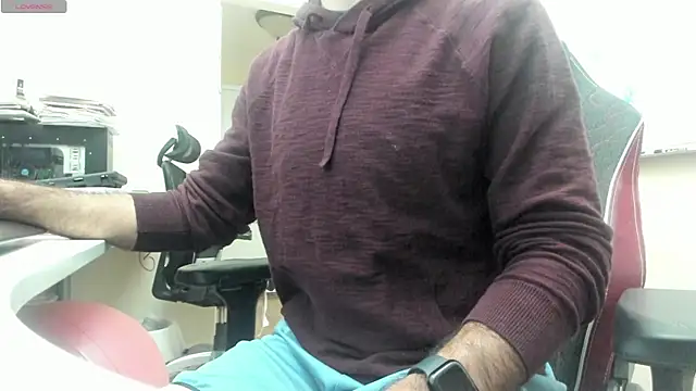 Snapshot of bear_russian_hunk chatting on 9, 10, 2025 bear russian hunk online show from 9, 10, 2025