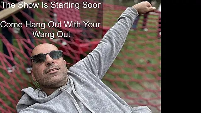 bear russian hunk online show from 17, 10, 2025