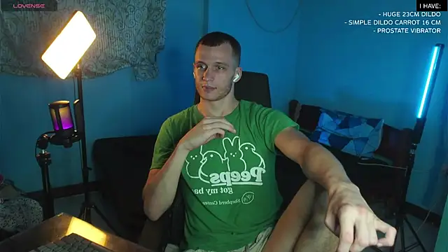 Snapshot of mickeypict chatting on 15, 2, 2025 mickeypict online show from 15, 2, 2025