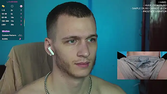 Snapshot of mickeypict chatting on 1, 3, 2025 mickeypict online show from 1, 3, 2025