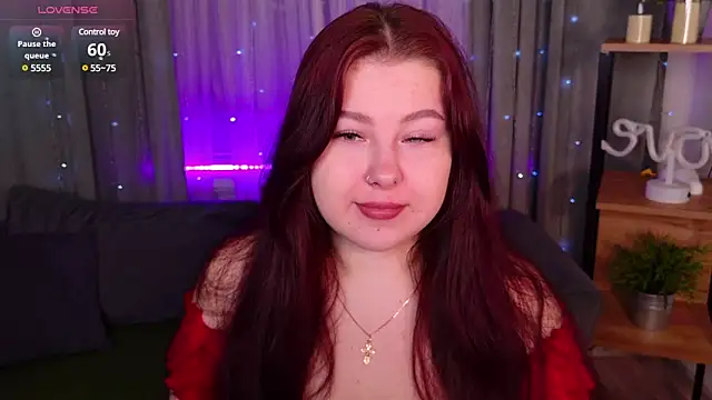 EffyEvansy online show from 5, 3, 2025