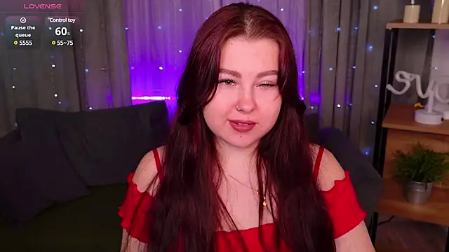 EffyEvansy online show from 8, 3, 2025