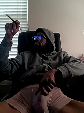 Txdarkmeat74 online show from 5, 12, 2025