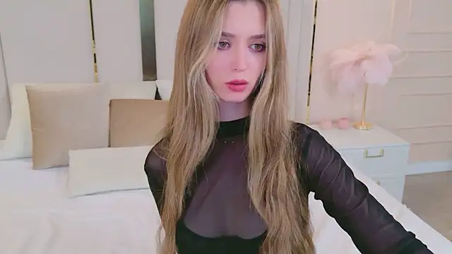 Snapshot of MarybethSnow chatting on 14, 10, 2025 MarybethSnow online show from 14, 10, 2025