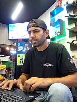 Snapshot of Alsaud1106 chatting on 21, 2, 2025 Alsaud1106 online show from 21, 2, 2025